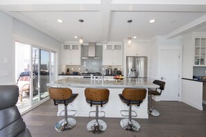 Open floor plan kitchen - New Cape Beach House With Whitewater Ocean Views & Just 3 blocks from the Beach (Hermosa Beach)