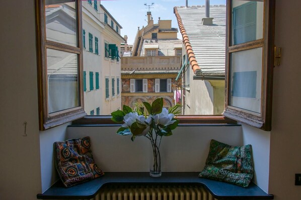 View from property - JOIVY Appartamento Regio Sulla Cattedrale (Genoa)