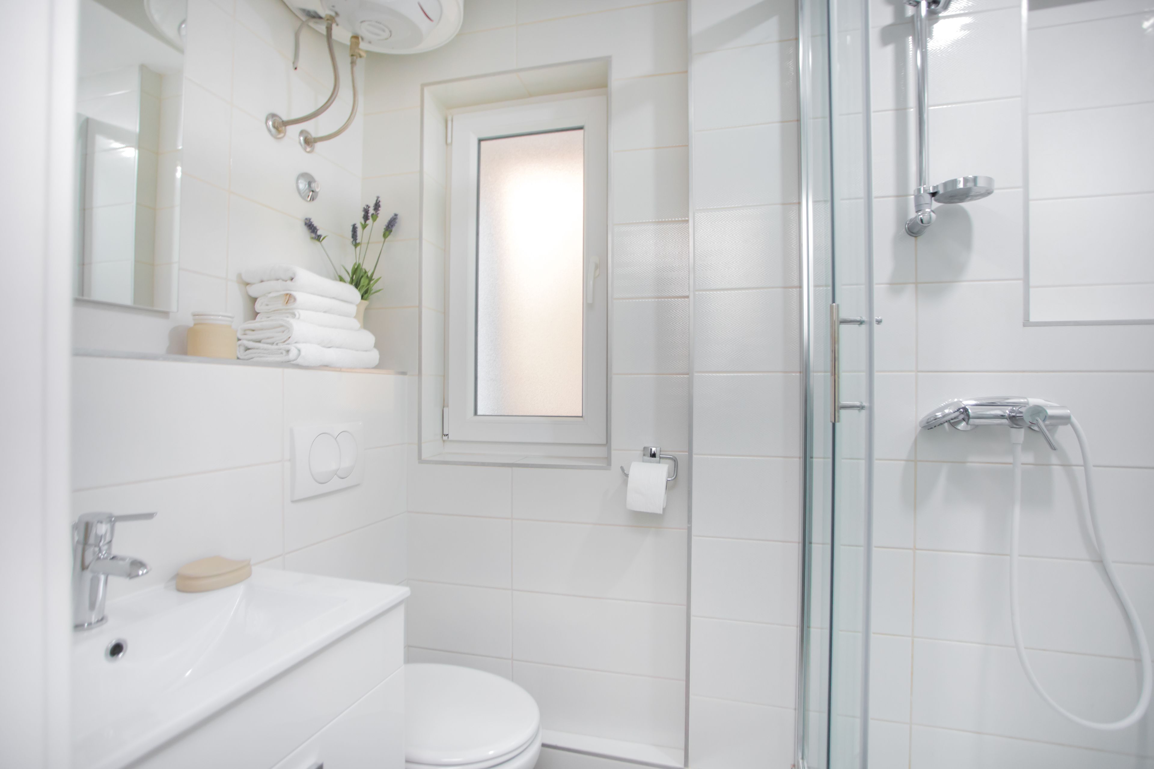 City Apartment | Bathroom
