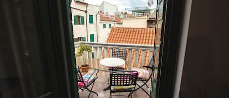 Alloggio City su due livelli, 1 camera da letto, balcone | Balcone