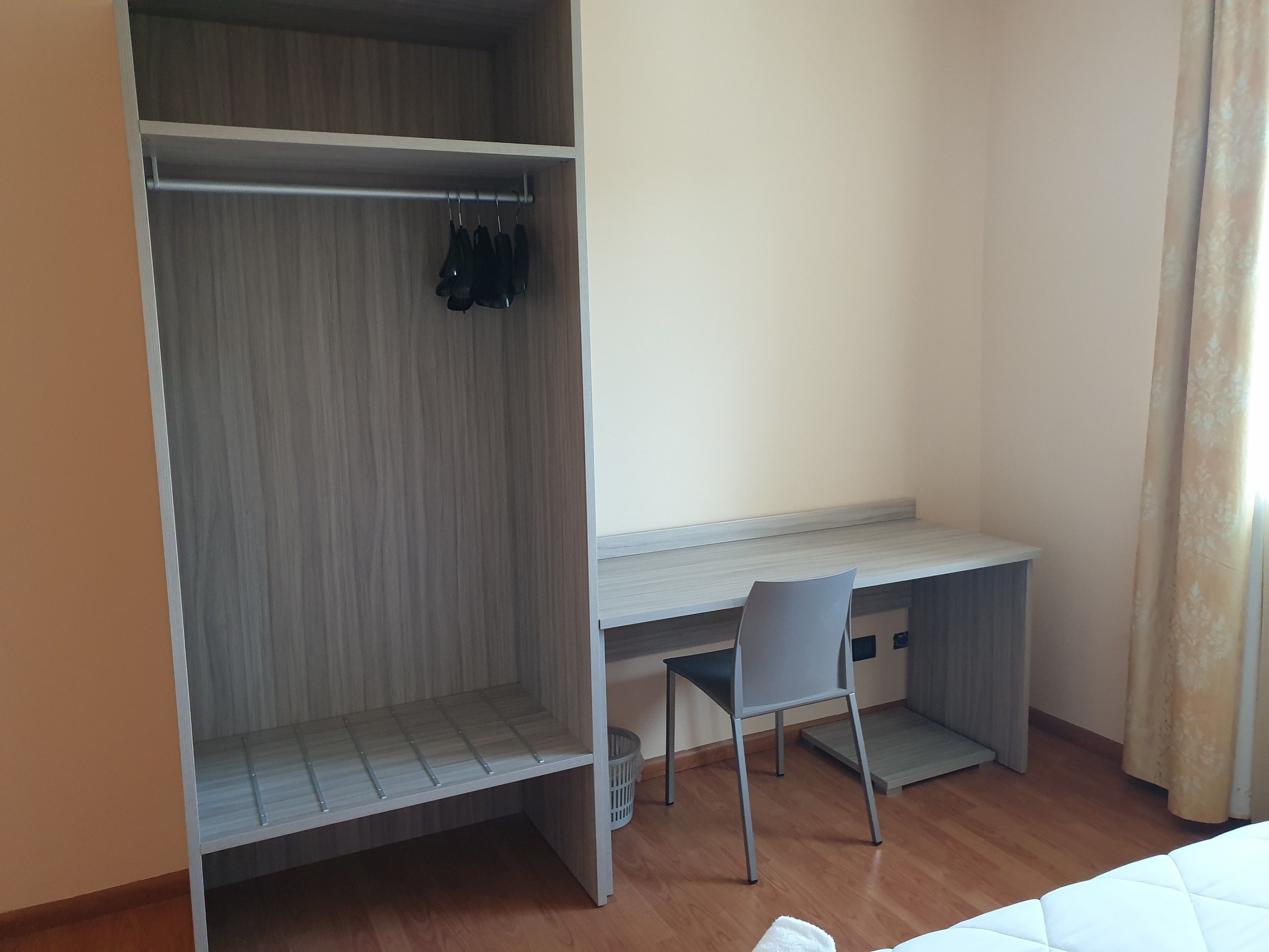 Suite Deluxe | Minibar, wifi gratis, ropa de cama y acceso para silla de ruedas 