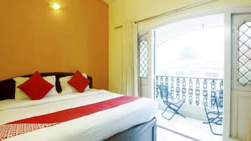 Iron/ironing board, rollaway beds, free WiFi, bed sheets