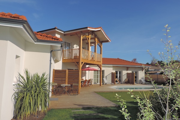Bagian depan properti