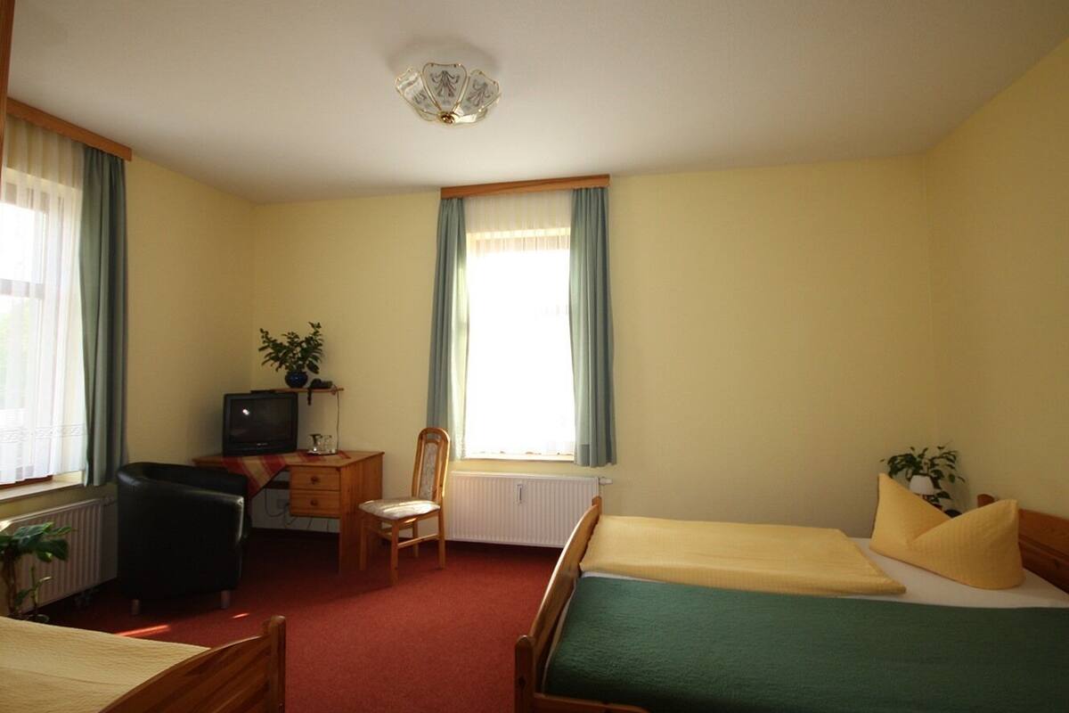 Family Suite, Ensuite, Courtyard View