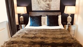 2 間睡房、防敏寢具、獨特設計、獨特裝修