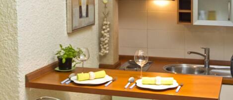 City Studio | Private kitchenette