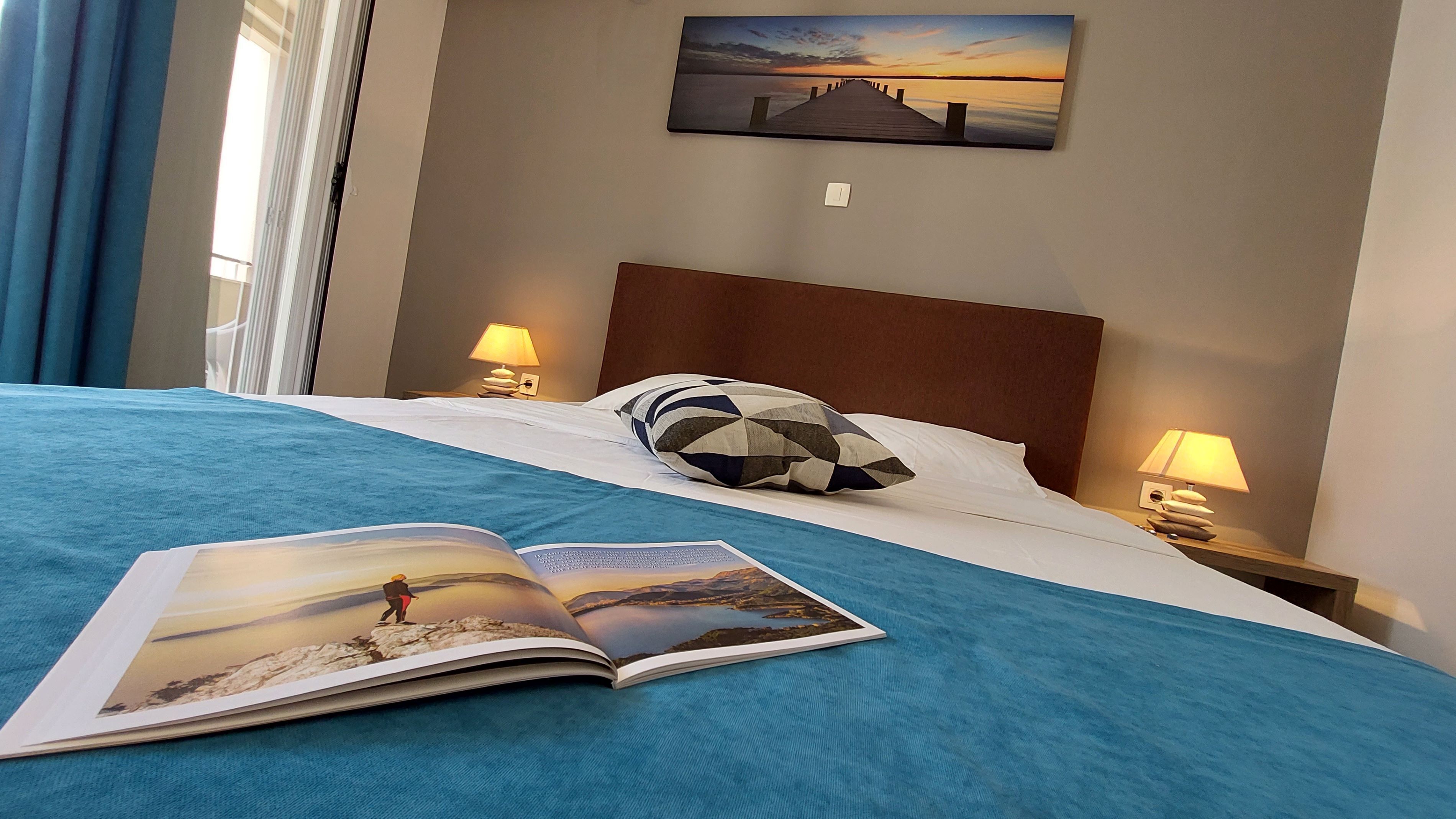 Individually decorated, desk, iron/ironing board, free WiFi