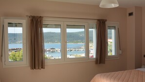 华丽公寓, 3 间卧室, 海景 | 高档床上用品、加厚床垫、客房内保险箱、办公桌