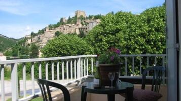 Daily local cuisine breakfast (EUR 7.50 per person)