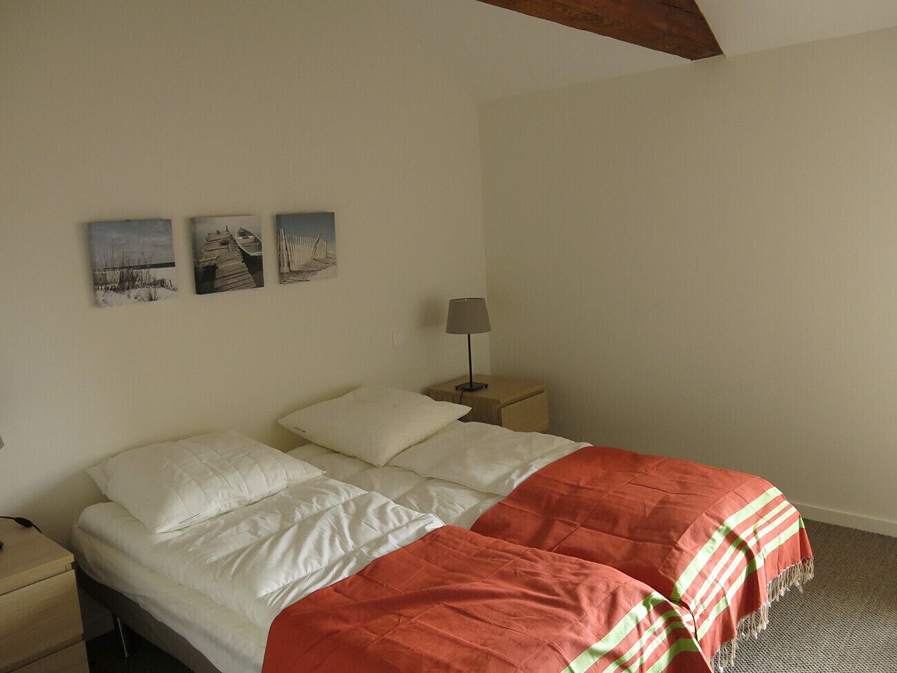 4 slaapkamers, een strijkplank/strijkijzer