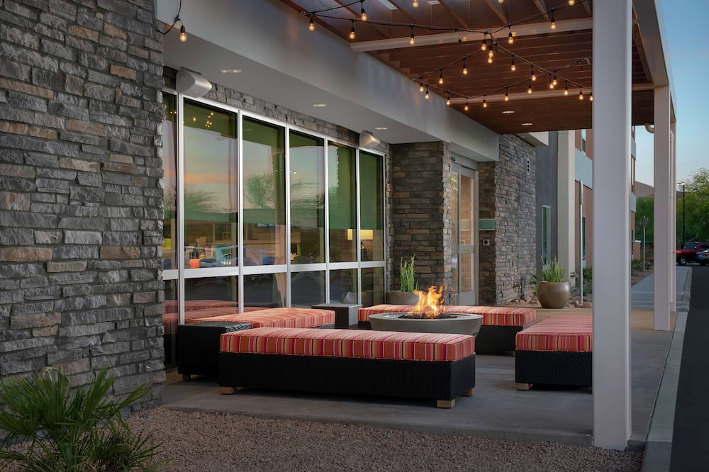 Home2 Suites by Hilton Phoenix Airport South