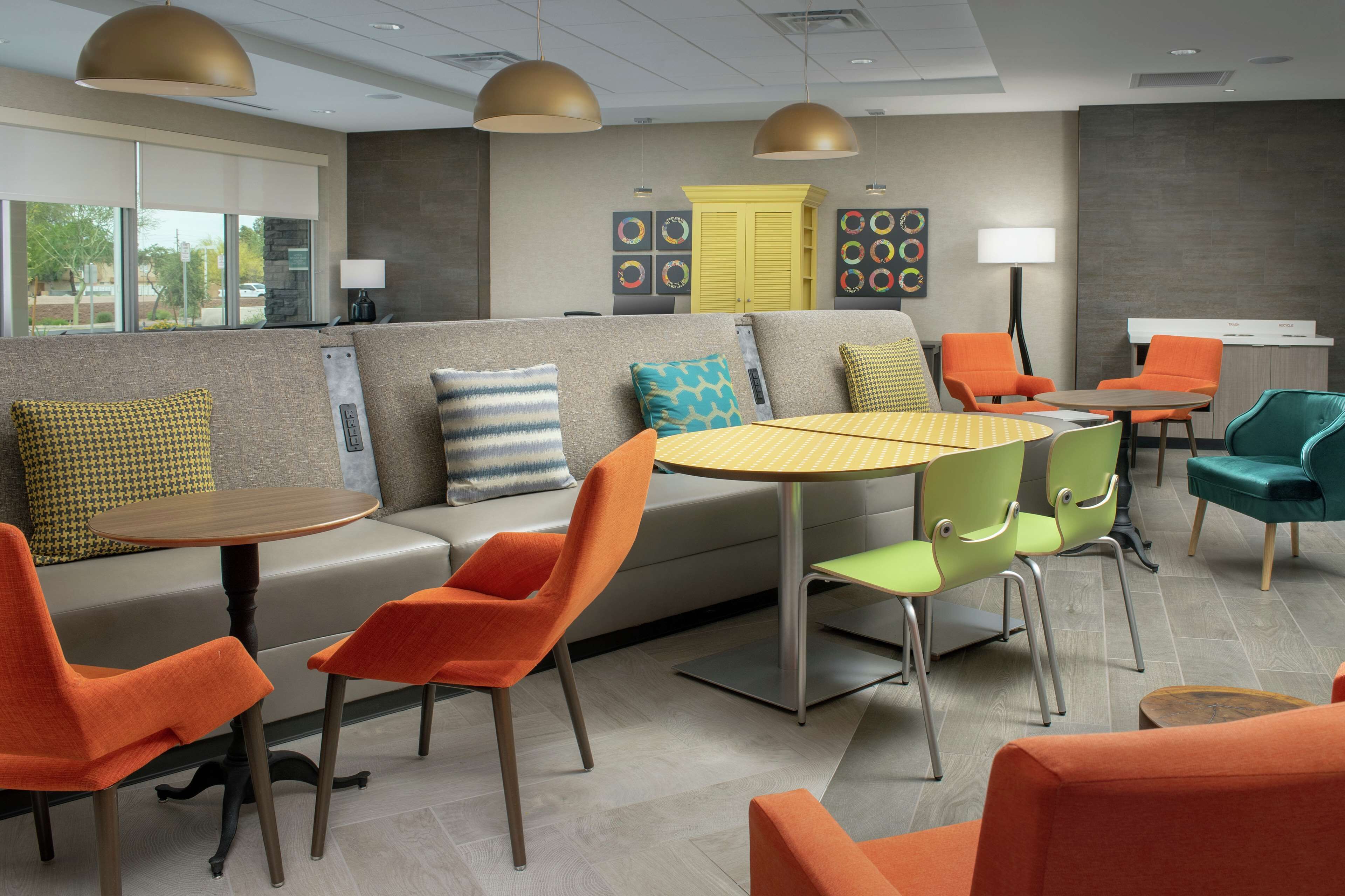 Photo - Home2 Suites by Hilton Phoenix Airport South