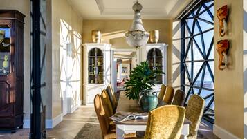 Free minibar items, in-room safe, individually decorated, desk