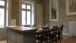 Apartment, Multiple Beds, Non Smoking | Private kitchen | Coffee/tea maker, full-size fridge, microwave, oven - Le Logis Gout (Carcassonne)