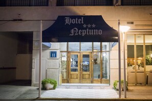 Property entrance - Hotel Neptuno (Oropesa del Mar)