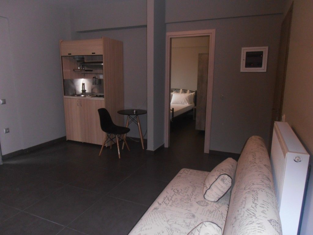 25-inch plasma TV with digital channels, TV