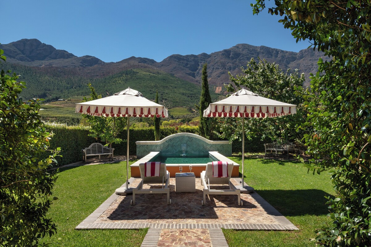 Private pool