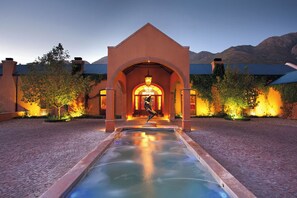 Exterior - La Residence (Franschhoek)