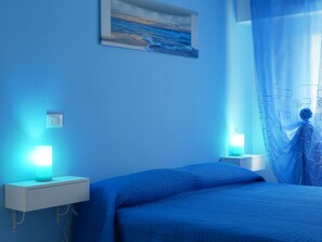 Double Room (External Private Bathroom) | Desk, free cots/infant beds, rollaway beds, free WiFi - Pienosole B&B (Francavilla al Mare)