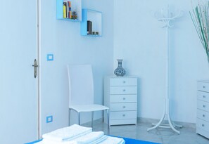 Double Room (External Private Bathroom) | Desk, free cots/infant beds, rollaway beds, free WiFi - Pienosole B&B (Francavilla al Mare)