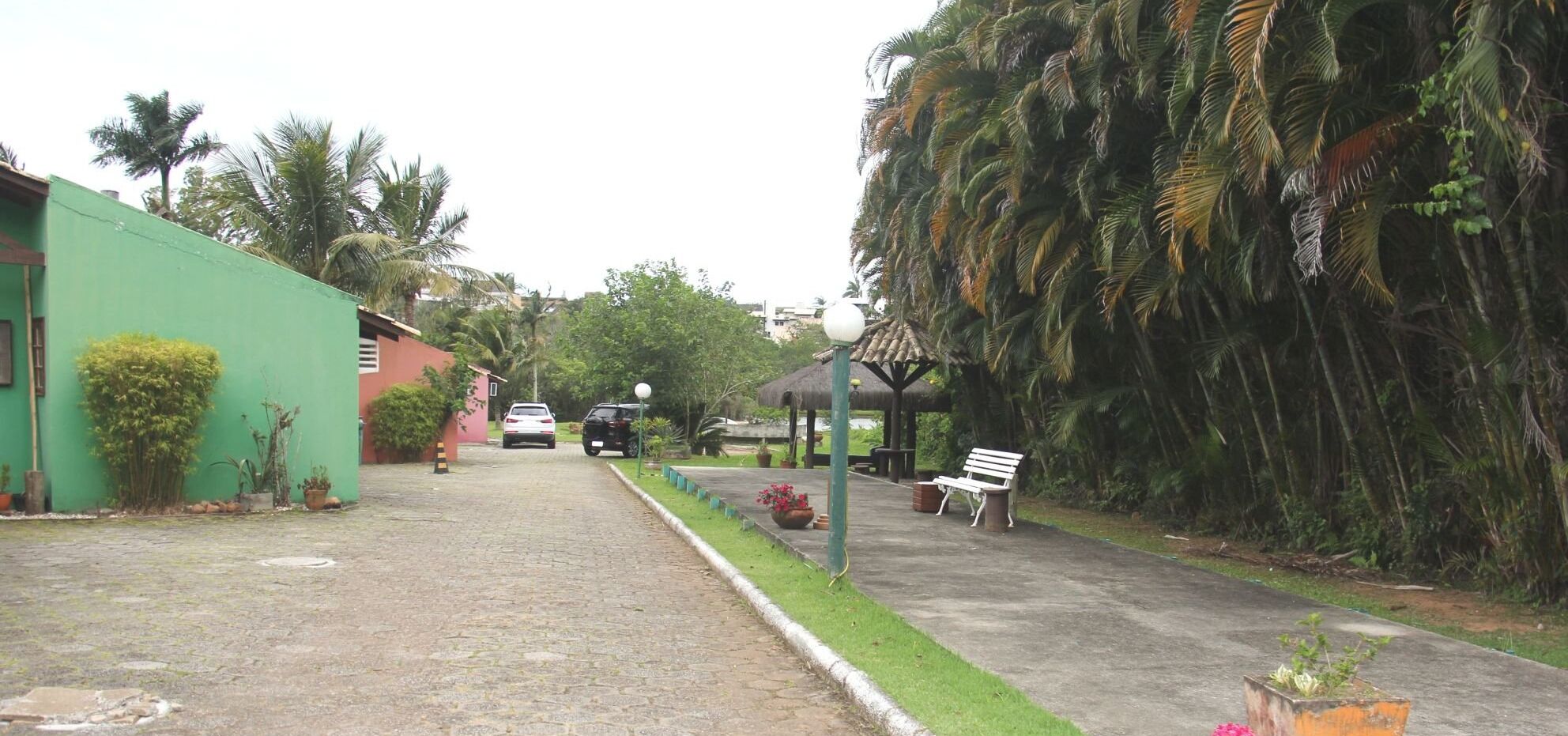 Halaman properti