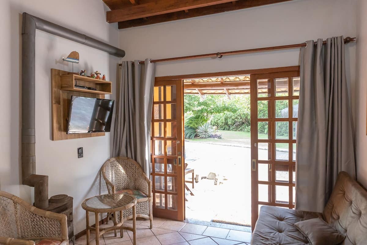 Standaard chalet, meerdere bedden | 2 slaapkamers, een minibar, verduisterende gordijnen