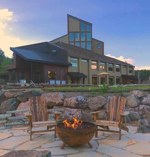 Tamarron 239 at Glacier Club-Beautiful View & Pool/HotTub/Fitness Center