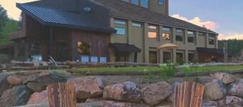 Tamarron 239 at Glacier Club-Beautiful View & Pool/HotTub/Fitness Center