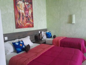 套房 | 遮光窗簾/窗簾、摺床/加床 (收費)、床單