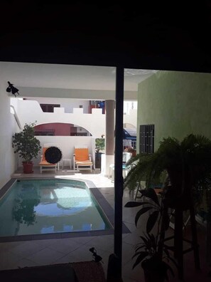Indoor pool, pool loungers