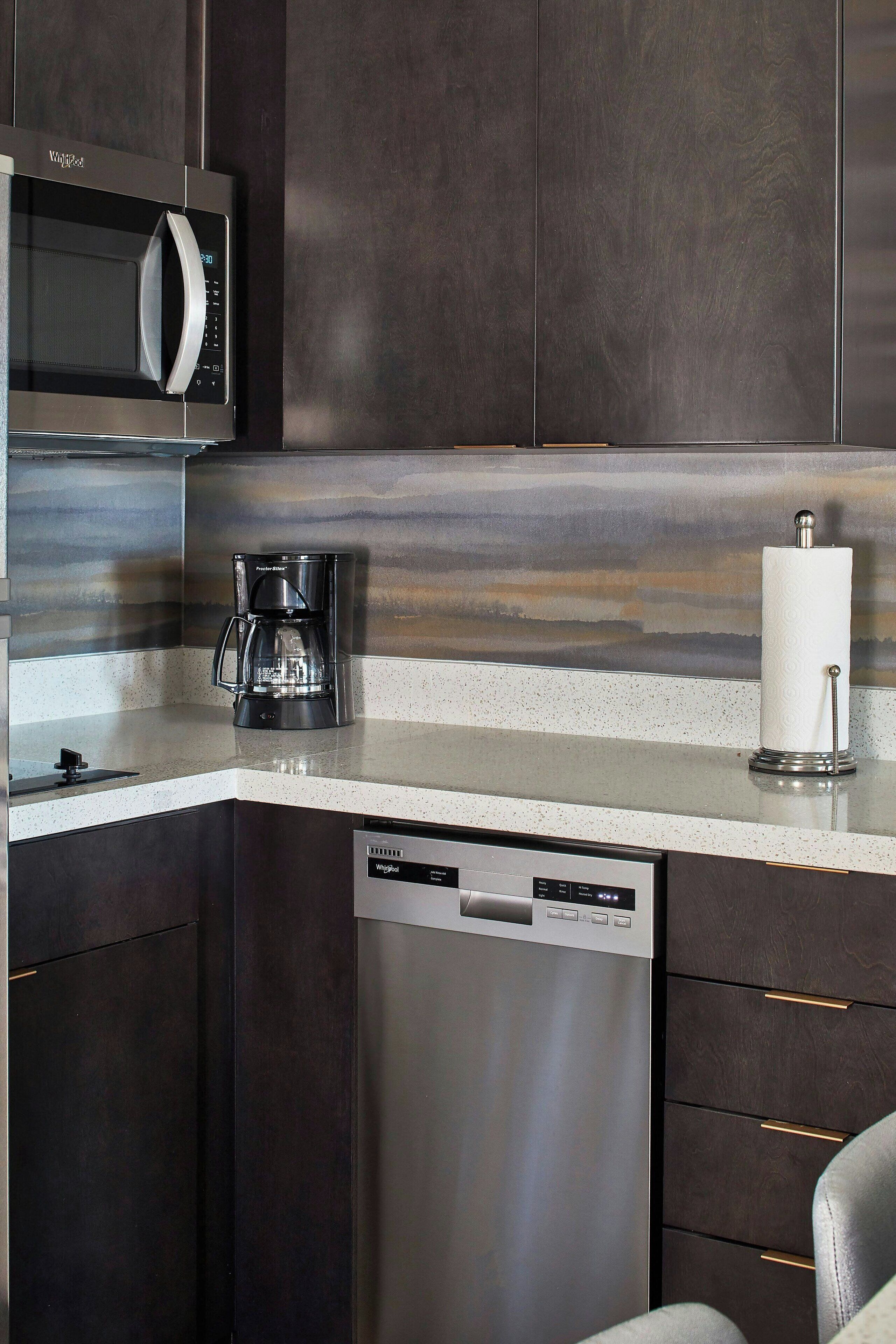 studio, multiple beds | private kitchen | microwave, coffee/tea maker, high chair, cookware/dishes/utensils