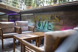 Bar (on property) - Vira 10 Hotel (Gonen)
