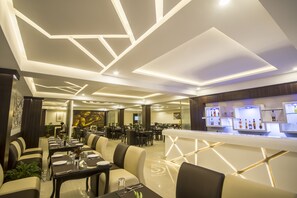 Restaurant - Daizzo Maple Residency (Gangtok)