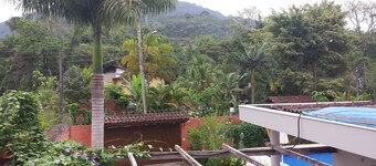 Camburi - House of architect with swimming pool. House for personal use