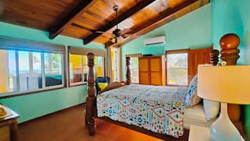 Casa, 4 quartos | 4 quartos, ferros/tábuas de passar roupa, Wi-Fi de cortesia