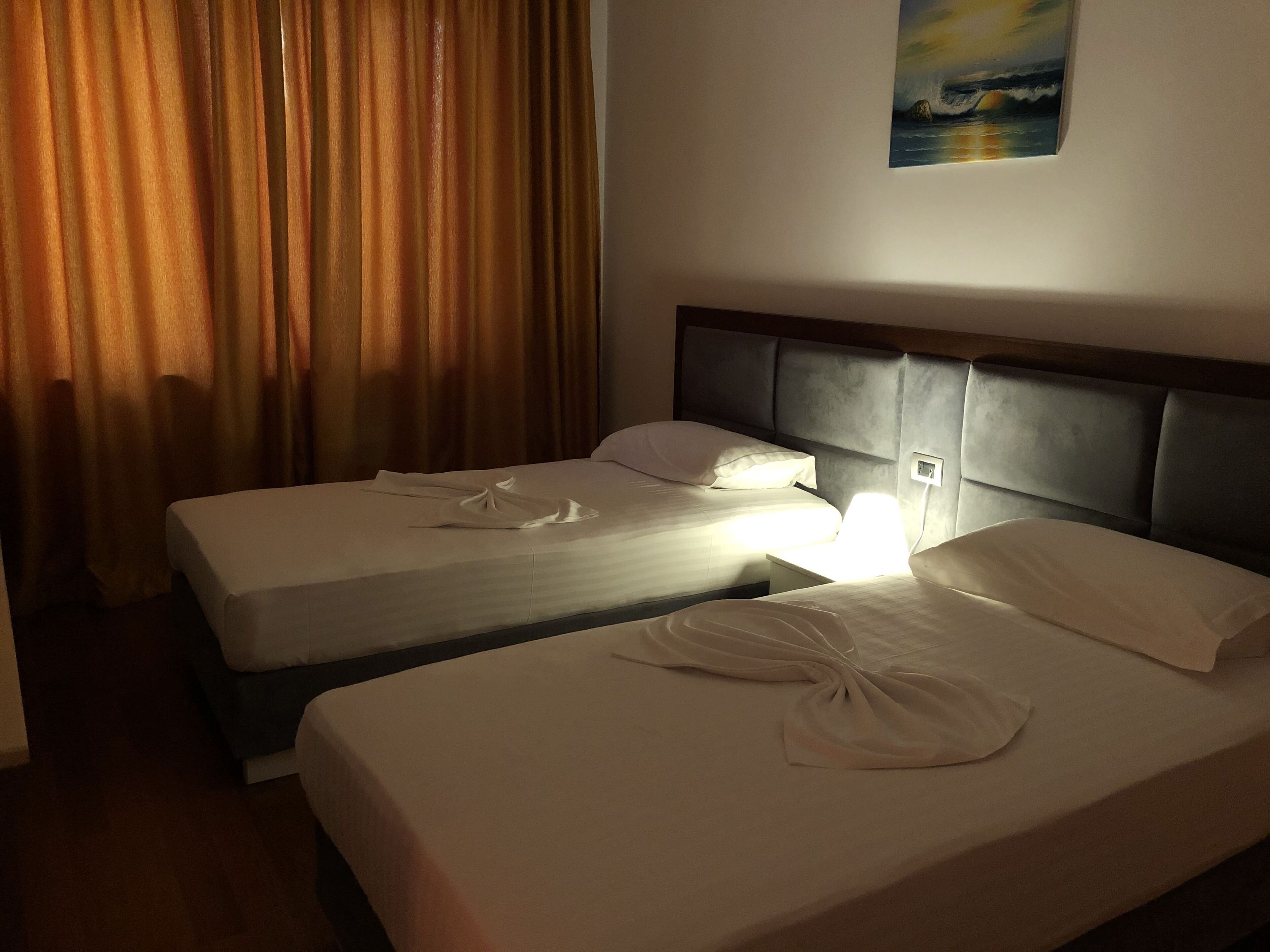 Foto - Nemesis Hotel