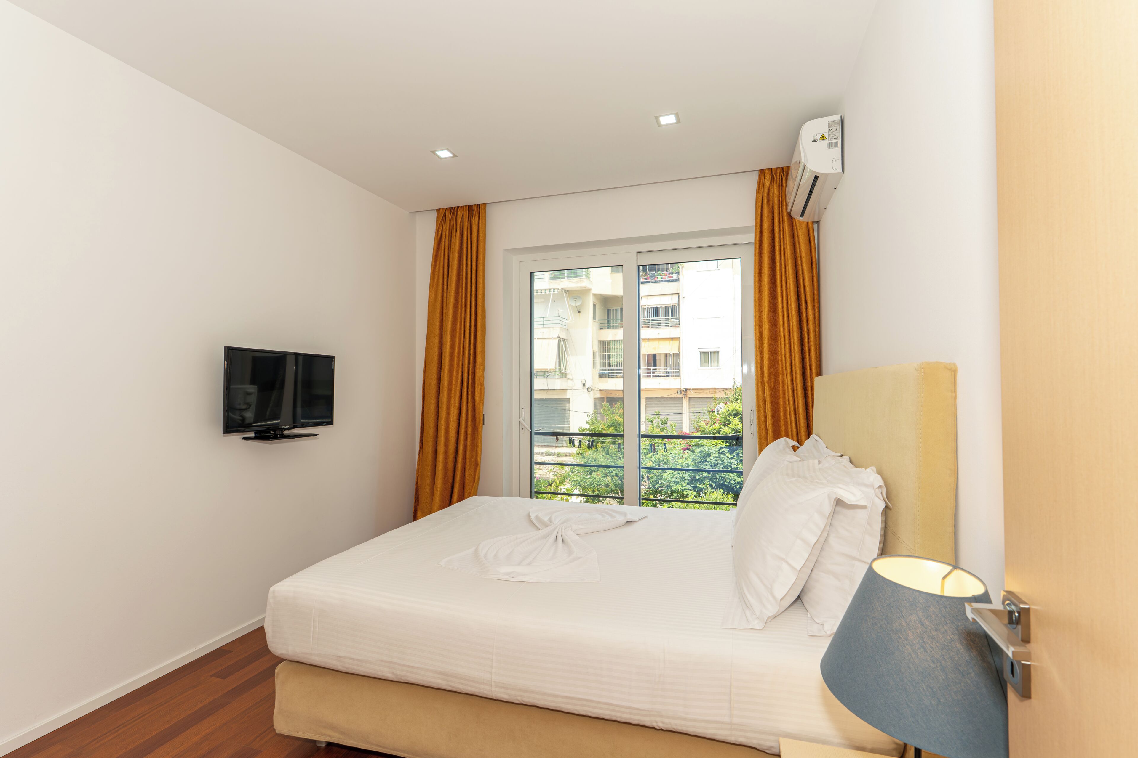 Foto - Nemesis Hotel