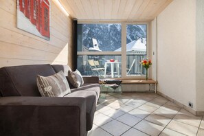 Accès au balcon du séjour