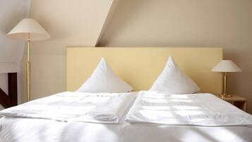 Desk, rollaway beds, free WiFi, bed sheets