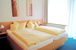 1 habitación, escritorio, wifi gratis y ropa de cama 