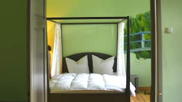 1 bedroom, individually furnished
