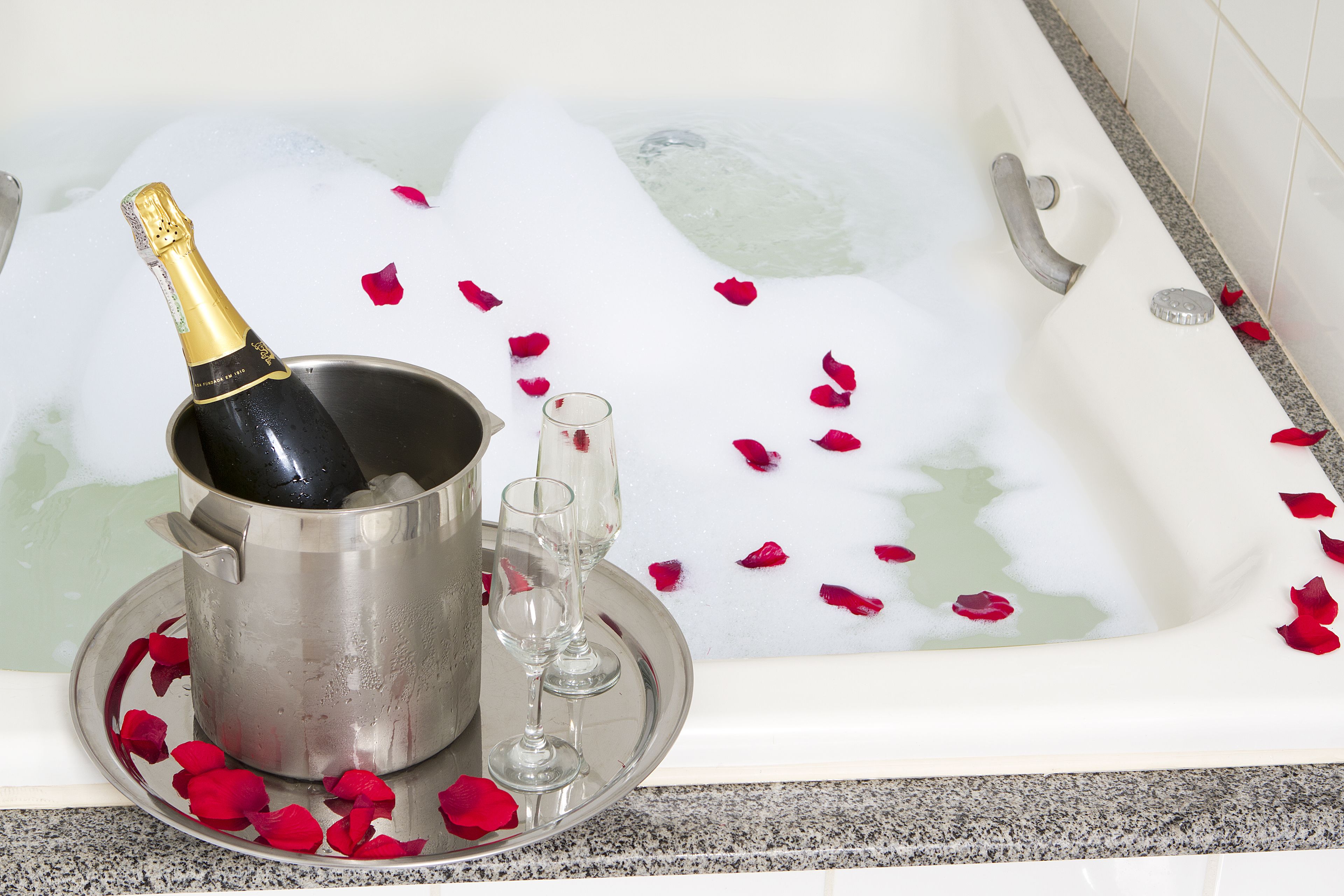 suite (master) | room amenity