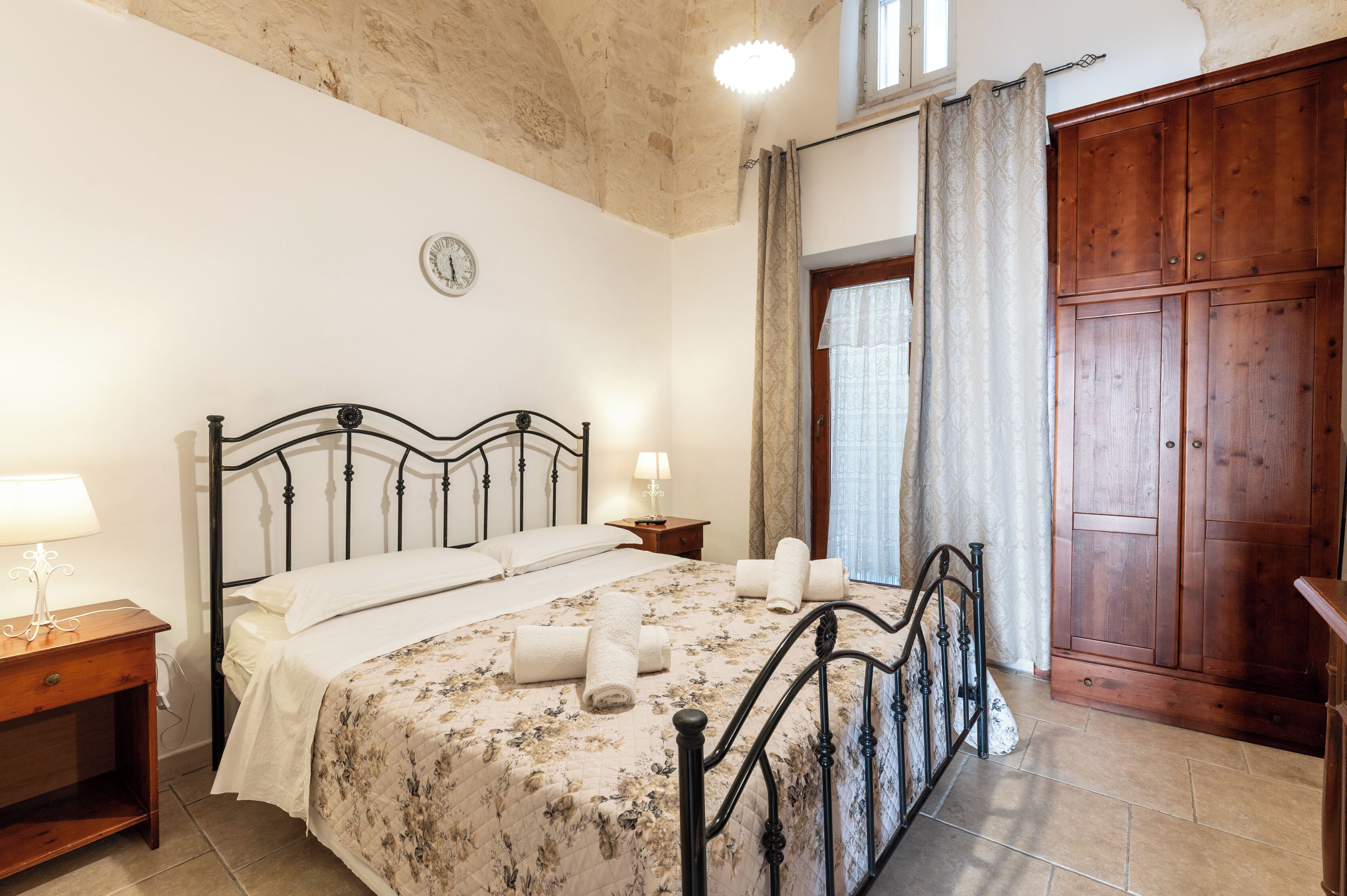 Exclusive-huoneisto, 1 makuuhuone, ilmastointi | 2 makuuhuonetta, ylelliset vuodevaatteet