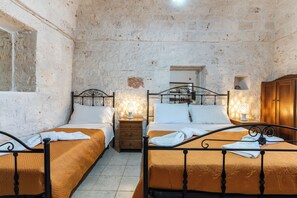 Executive Villa, 1 Bedroom, Air conditioning | 2 bedrooms, free WiFi, bed sheets