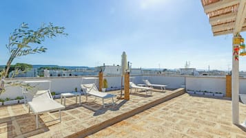 Exclusive-Apartment, 1 Schlafzimmer, Küche, Meerblick | Terrasse/Patio