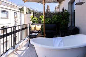 Exterior - Pame House (Athens)