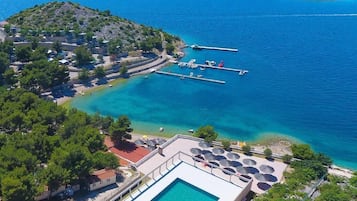 Outdoor pool, pool loungers