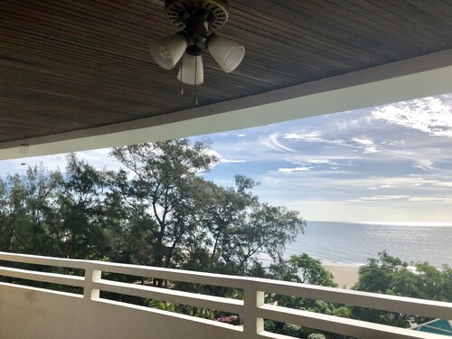 House of Serenity @ Grand Condotel Cha Am front de mer