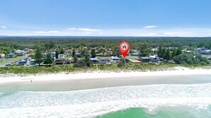 Beach nearby - Silver Sands - Beachfront Vincentia (Vincentia)