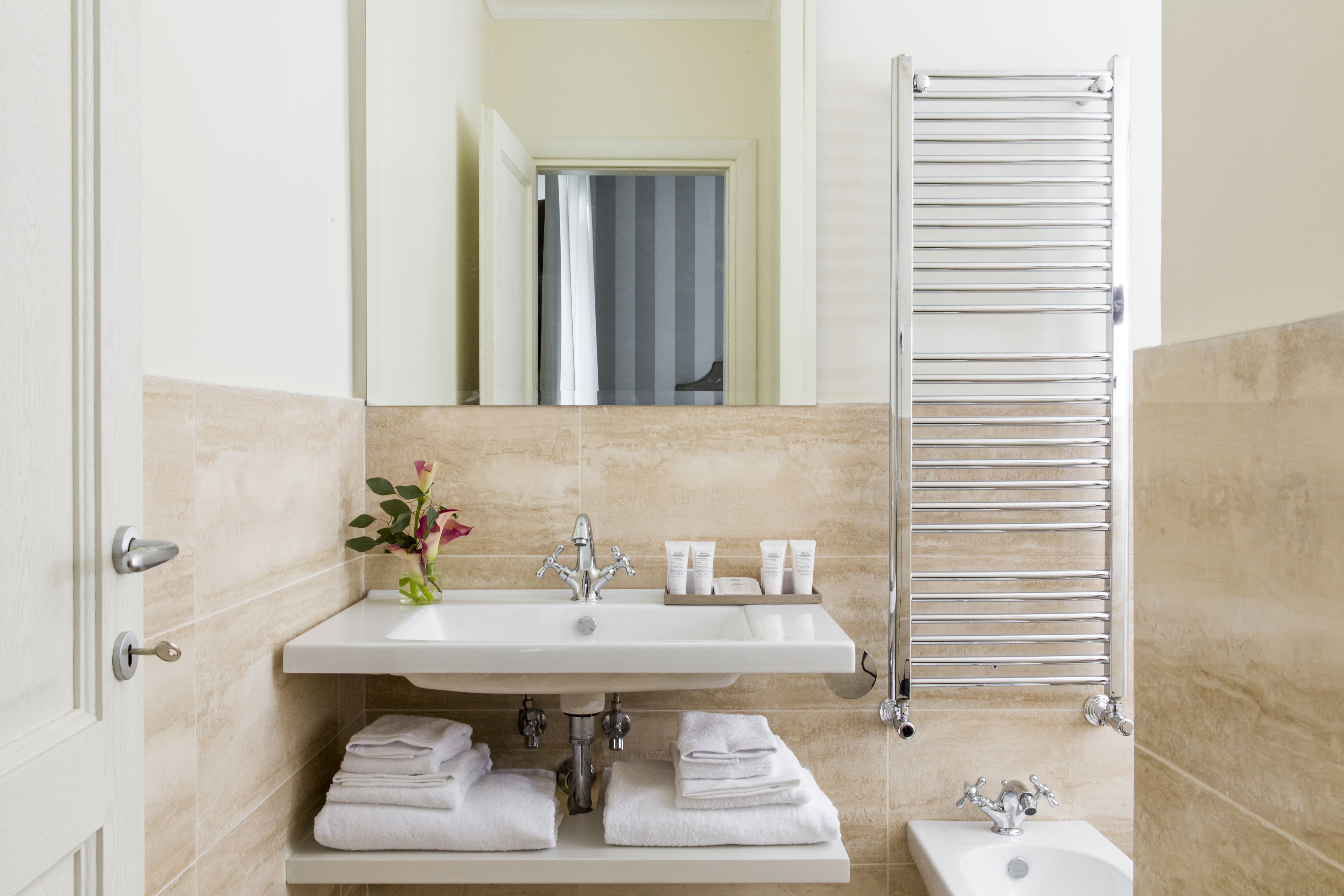 superior single room | bathroom | shower, rainfall showerhead, free toiletries, bidet